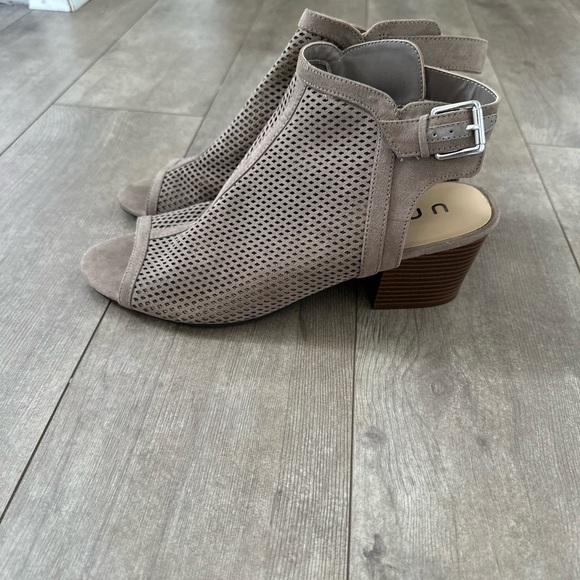 UNISA Gray Casual Open Toe Ankle Booties Sandals UnoPalo Womens Size 10 - Picture 3 of 8